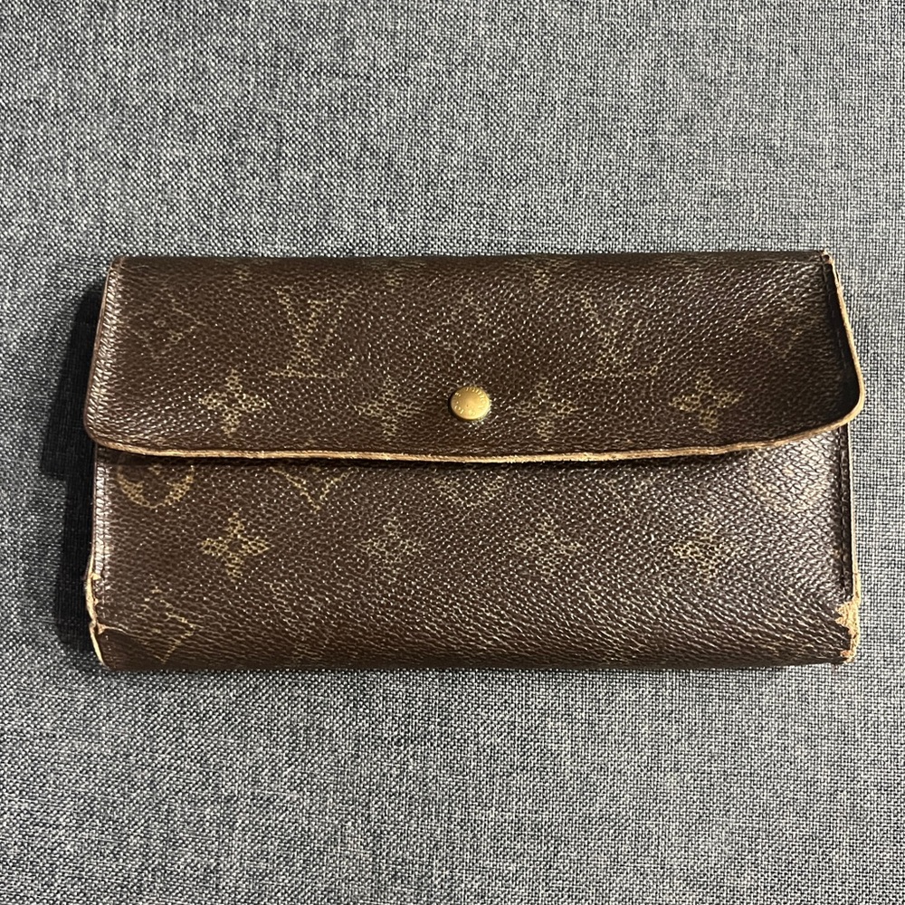 Louis Vuitton Vintage Long Wallet